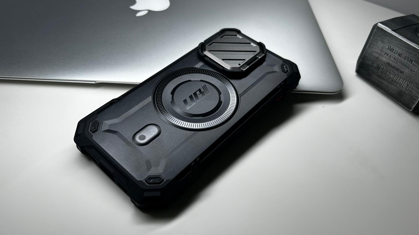 TOP 5 pancernych etui do iPhone 15 Pro